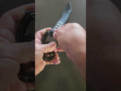 Kestrel NFPA Carabiner - Lanyard keeper installation